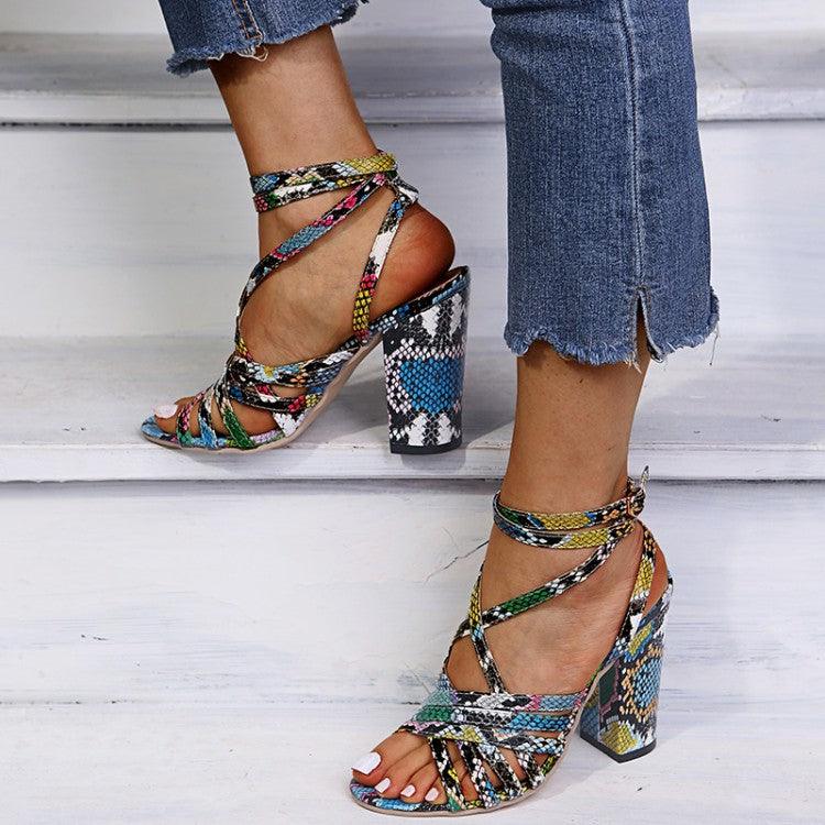 Large Size Thick Heel Hollowed Fashion Open Toe European and American Style Sandals - plusminusco.com