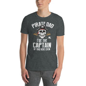 sjørøverfar er kapteinen på denne mannskapets t-skjorte - plusminusco.com