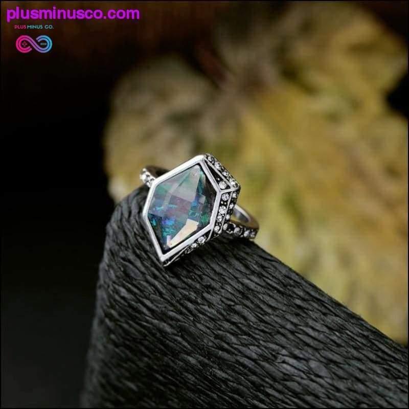 Conjunto de anel de pedra preciosa geométrica de 3 peças - plusminusco.com