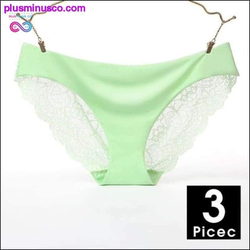 Et sæt med 3 stk sexede lingeri-trusser i blonder og silke på - plusminusco.com