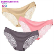 Een set van 3 sexy kanten en zijden lingerieslipjes bij - plusminusco.com