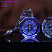Přívěsek na klíče s laserem gravírovaným bitcoinem na klíče Barevné LED světlo - plusminusco.com