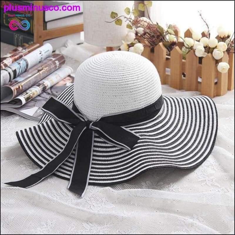 Čiernobiely pruhovaný letný klobúk proti slnku krásne ženy - plusminusco.com