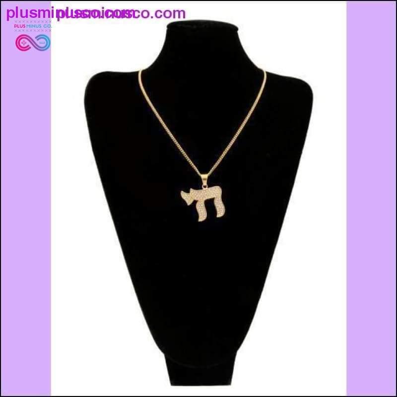 Collier pendentif juif Chai avec chaîne cubaine en cuivre - plusminusco.com