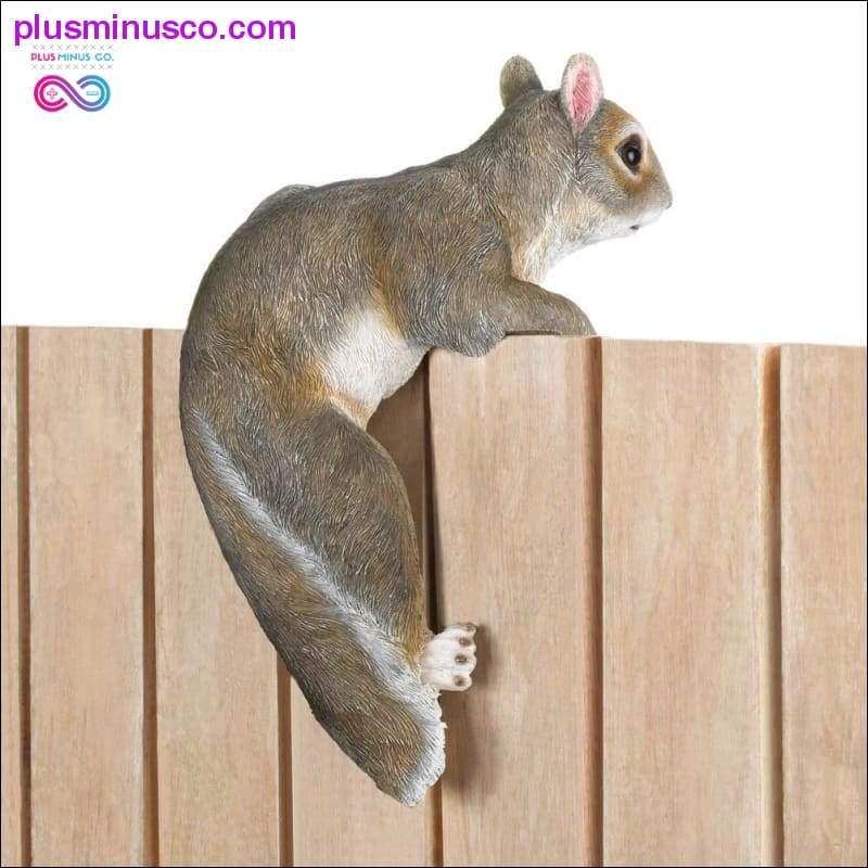 Climbing Chip Squirrel Decor ll Plusminusco.com - plusminusco.com
