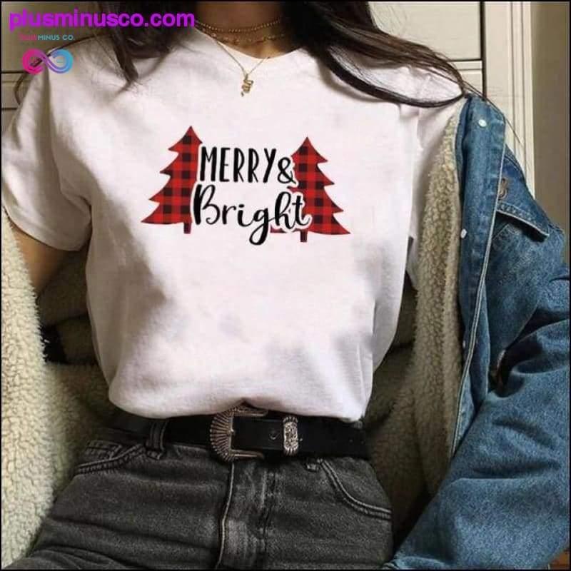 T-shirt grafica carina e divertente con camion di Natale con alberi per - plusminusco.com