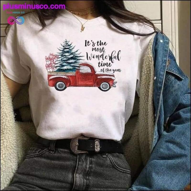 Сладък, забавен коледен камион с графични тениски с дървета за - plusminusco.com