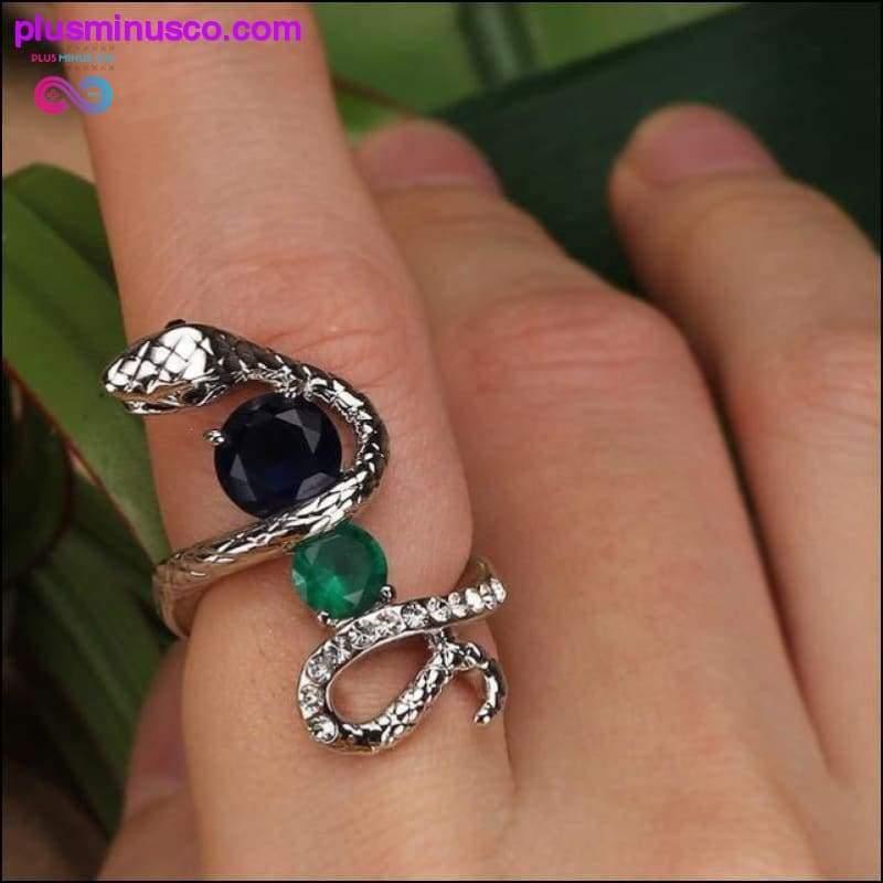 Modne wielokolorowe pierścionki z wężowym kryształem górskim dla kobiet w kolorze złotym - plusminusco.com