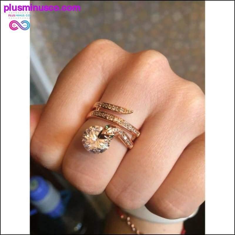 Anillo de serpiente con cuentas doradas y cristal || PlusMinusco.com - plusminusco.com