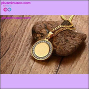 Naszyjnik religijny z okrągłym kamieniem CZ w kolorze złotym - plusminusco.com