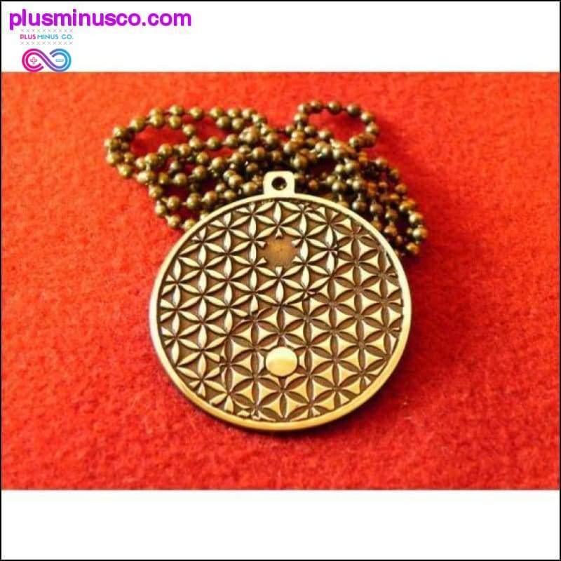 Handgefertigte und geätzte Yin-Yang-Halskette „Blume des Lebens“ – plusminusco.com
