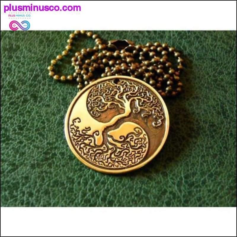 Ručne vyrobený a leptaný Yin Yang Tree Of Life náhrdelník - plusminusco.com
