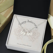 Bransoletka Happy Anniversary Infinity z ręcznie tłoczonym urokiem, złoty prezent na rocznicę, spersonalizowana bransoletka na prezent dla żony, najlepsza biżuteria na rocznicę - plusminusco.com