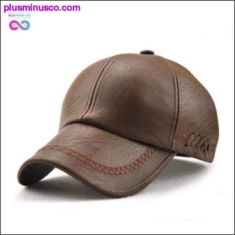 Wysokiej jakości modna skórzana czapka z daszkiem typu snapback zapewniająca dopasowanie i wytrzymałą konstrukcję - plusminusco.com