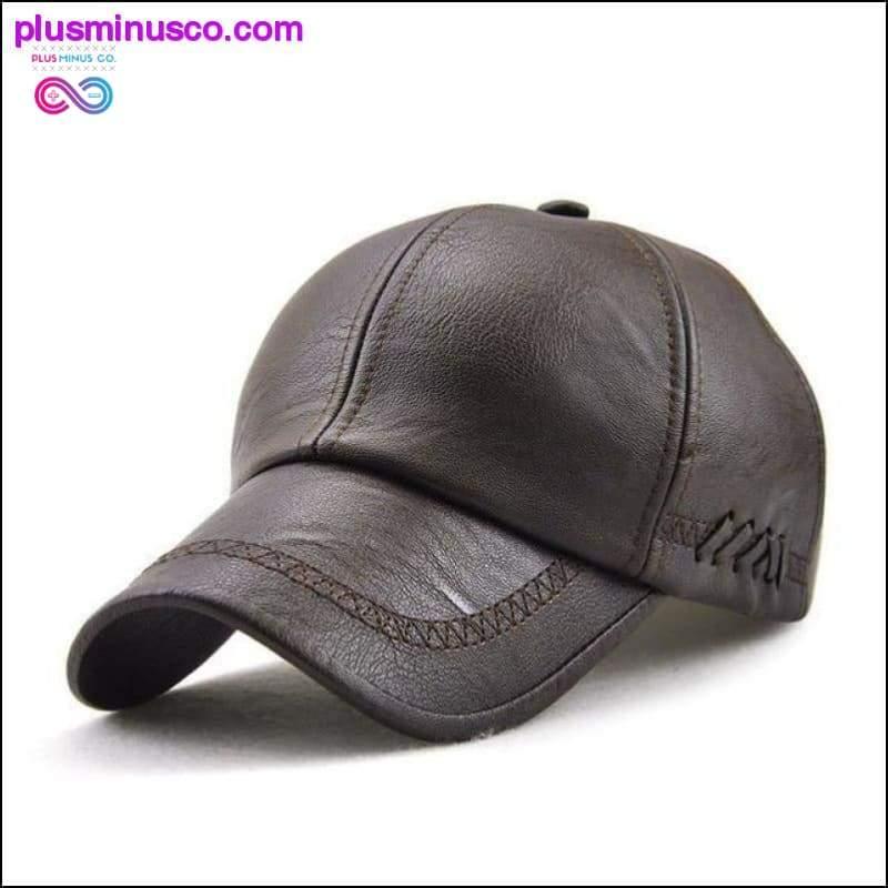 Wysokiej jakości modna skórzana czapka z daszkiem typu snapback zapewniająca dopasowanie i wytrzymałą konstrukcję - plusminusco.com