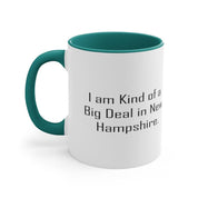 Aš esu didelis sandoris dėl New Hampshire puodelio New Hampshire keramikos puodelis Naudingos dovanos Naujojo Hampšyro keramikos puodeliui, juokingas puodelio dizainas, juokingas naujas Hampšyras, juokingas puodelis, juokingas puodelis, Naujasis Hampšyras, naujas Hampšyro puodelis, naujas Hampšyro pokštas, naujas Hampshire puodelis, naujokų puodelis, sarkastiškas puodelis, marškinėliai, trišakiai, dviejų tonų kavos puodelis, dviejų spalvų puodelis - plusminusco.com