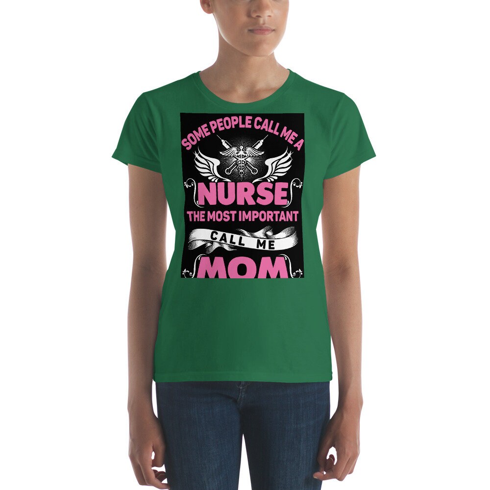 Seselė ir mama, moteriški marškinėliai trumpomis rankovėmis parduotuvėje Plusminusco || Dabar parduodami slaugytojo marškinėliai, slaugos mokyklos marškinėliai, slaugos mokyklos marškinėliai, - plusminusco.com