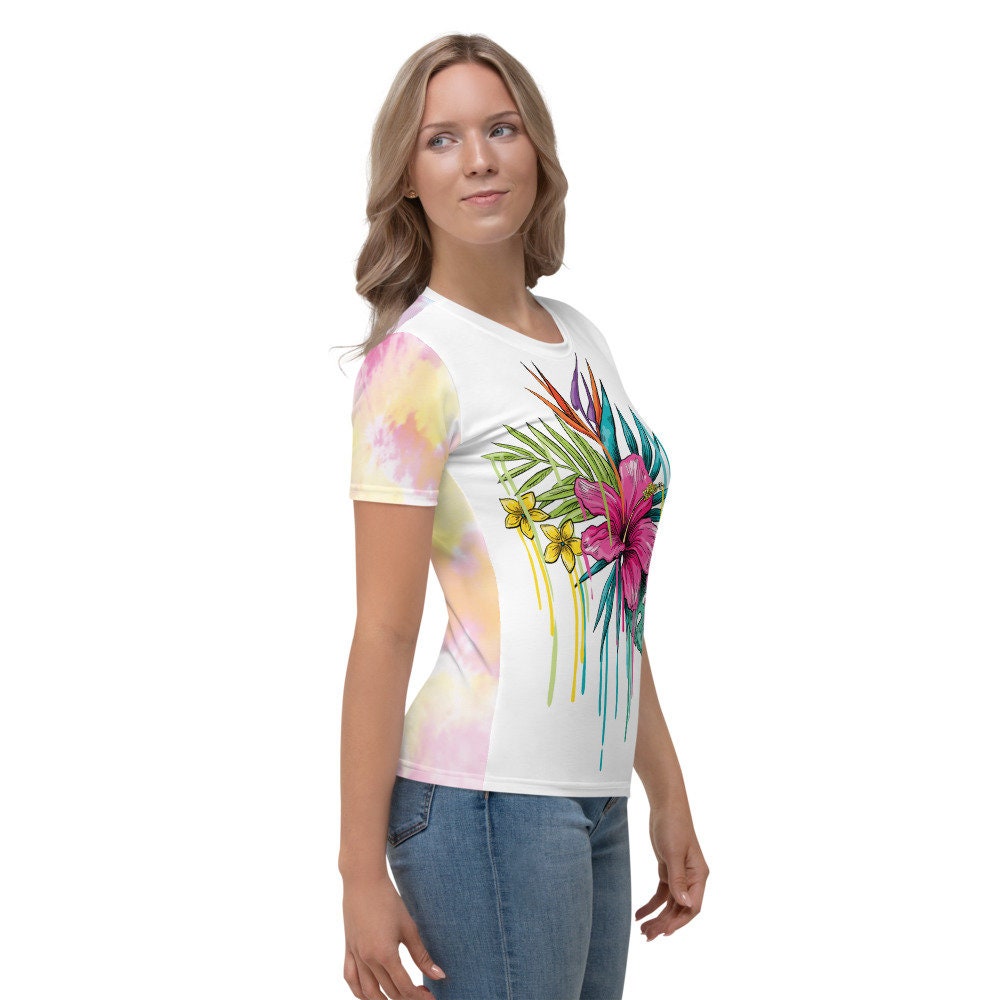 Bahar Vintage çiçek Renkli Tişört || Doğal kır çiçeği tişört || Her yerinde doğal çiçek desenli, Hibiscus Çiçeği, Hawaii Gömleği, - plusminusco.com