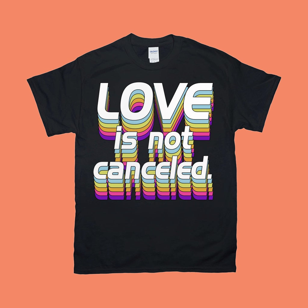 „Love Is Not Cancelled“-T-Shirts, Quarantäne-Valentinstag-Shirt, Valentinstag-Shirt, Geschenkidee zum Muttertag, Valentinstagsgeschenke – plusminusco.com