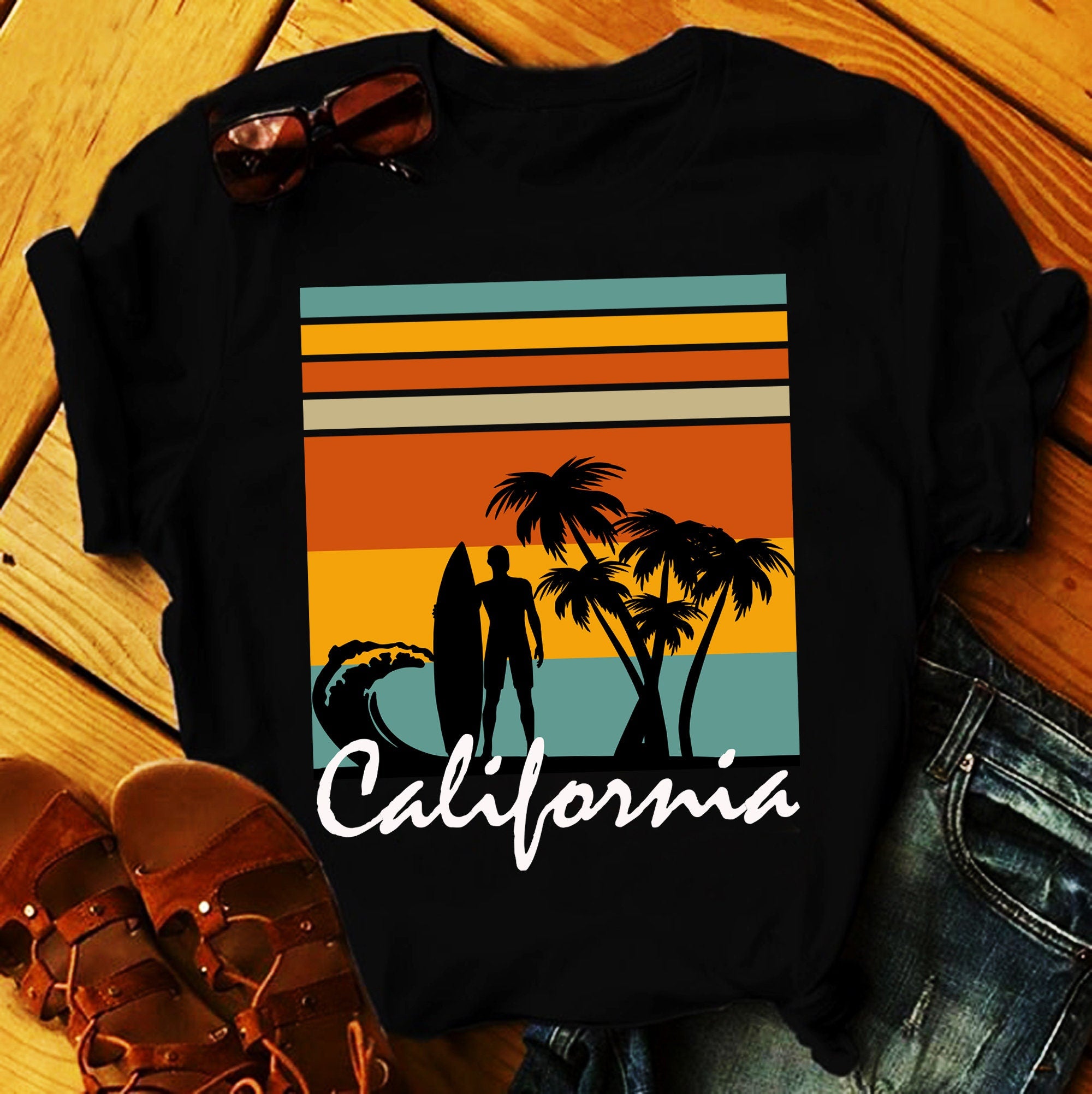 Калифорния | Ретро залез, Калифорнийски залез, Калифорнийска риза, Калифорнийски подаръци, Ретро слънчева светлина, Графична риза, Подаръци за пътуване, Държавна тениска на Калифорния - plusminusco.com