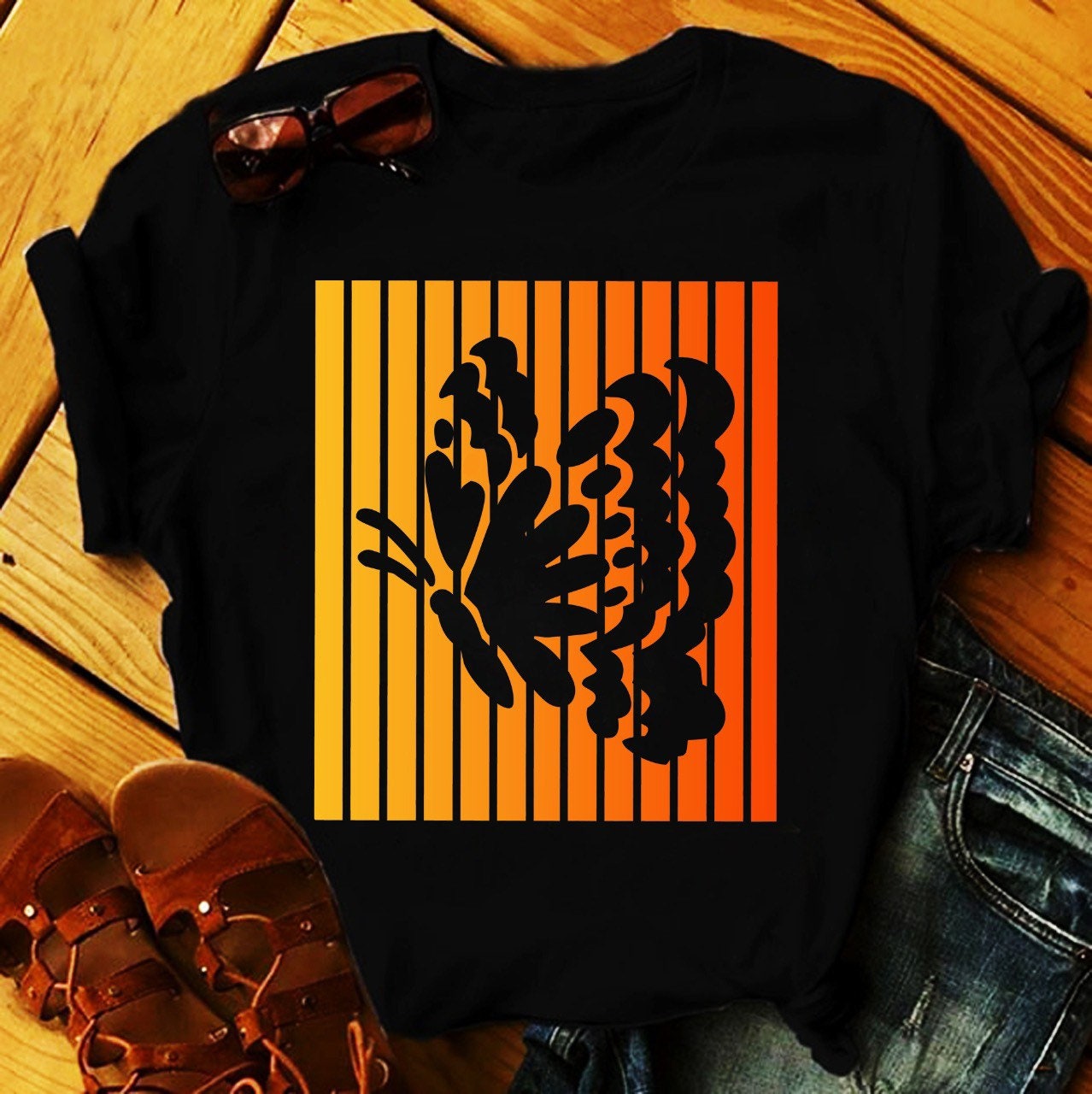 Butterfly | Retro Sunset T-Shirts, Butterfly Shirt, Monarch Butterfly T-Shirt, Cute Butterfly Shirt,Animal Shirt, Everyday Shirt, Mama Shirt - plusminusco.com