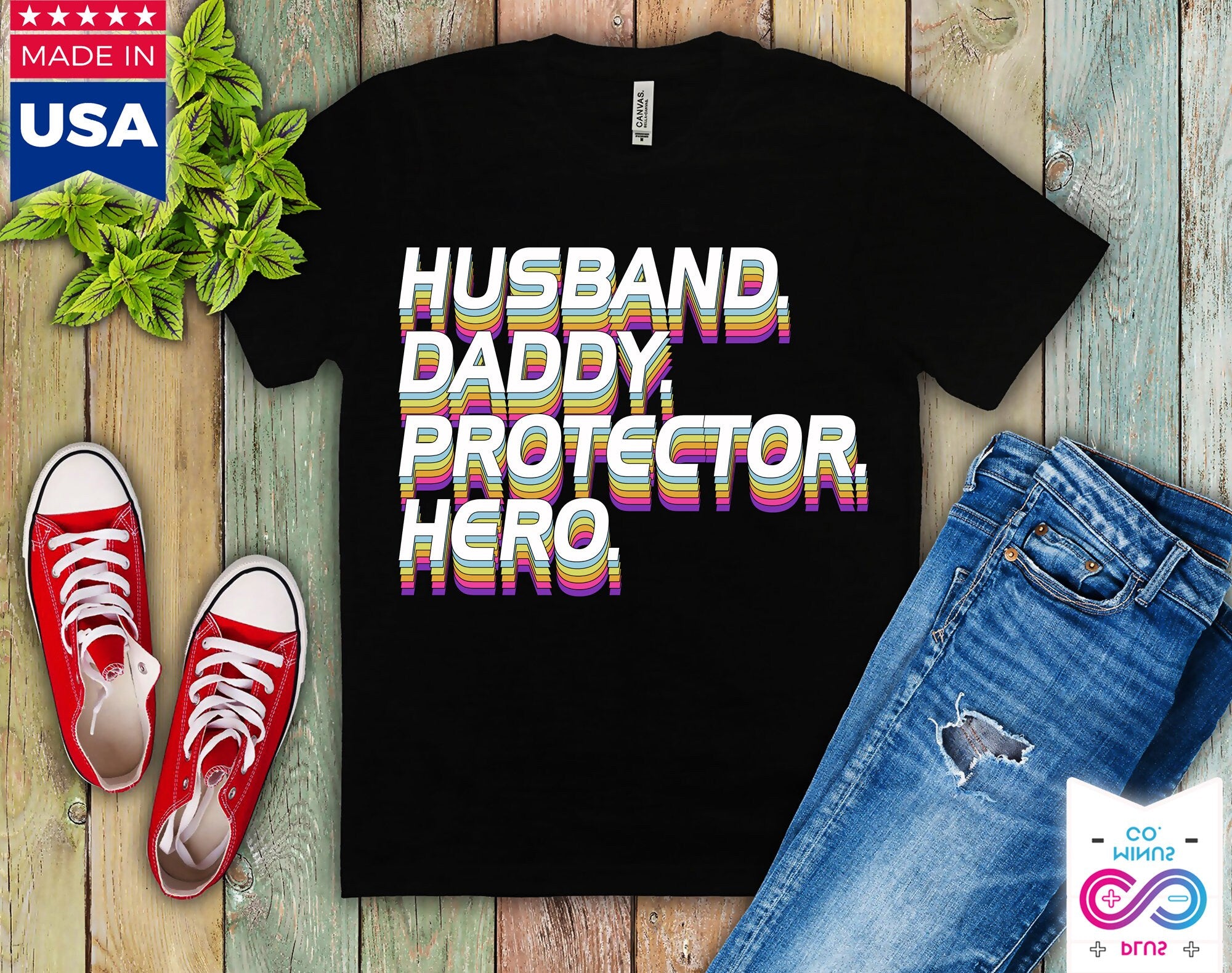 Tričko Manžel Daddy Protector Hero, dárek ke Dni otců | Manžel. Tatínek. Ochránce. Hrdinská košile | Legrační košile Muži - Košile manžela - Táta - plusminusco.com