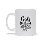 Merginų savaitgalis pigiau nei 2021 m. „Therapy“ puodeliai, „Girls Weekend“ pigiau nei 2021 m. „Therapy“ marškinėliai, mergaičių kelionė, mergaičių atostogos – plusminusco.com
