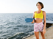 Moterų dviratininkės, joga, bėgiojimas, pasivaikščiojimas paplūdimiu, sportiniai šortai, dviračių sportas, treniruotės, sportinė apranga – plusminusco.com