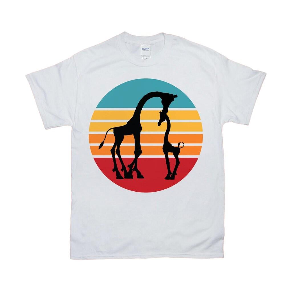 Giraffe And Calf | Retro Sunset T-Shirts, Giraffe with Baby - Momma Giraffe and Calf, Christmas Gift Best Mom, Gift For Her, Gift For Mom, Gift For Mom To Be, Giraffe and calf, Giraffe shirt, Happy Mother's Day, Mommy to Be, Mother's Day Gift, Mother's Day Shirt, New Mom Shirt, Wildlife shirt, Working Mom Shirt - plusminusco.com