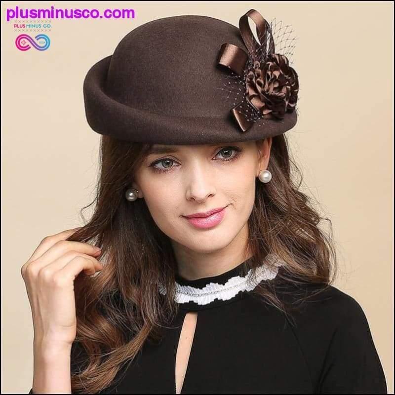 Wełniana czapka z daszkiem w kwiaty i - plusminusco.com