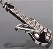 سلسلة مفاتيح جيتار صغير - plusminusco.com