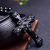 Collar con colgante de cruz de Jesús de obsidiana negra natural, joyería con dijes de moda, amuleto de la suerte tallado a mano, regalos para mujeres y hombres - plusminusco.com
