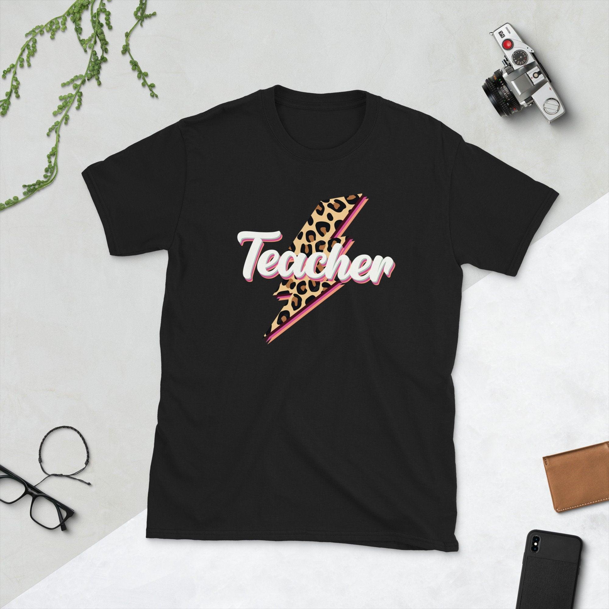 Retro Groovy Hippies Teacher Back To School Funny Gift T-Shirt - plusminusco.com