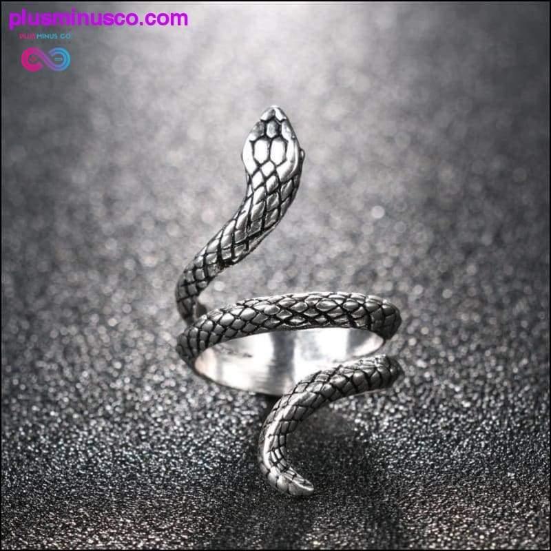Joias da moda com anel de cobra de prata || PlusMinusco.com - plusminusco.com