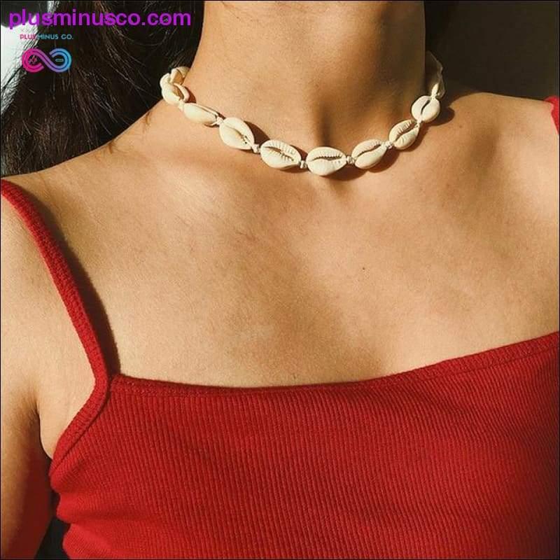 Vintage Halskette mit mehrschichtigem Kristallanhänger für Damen in Goldfarbe - plusminusco.com