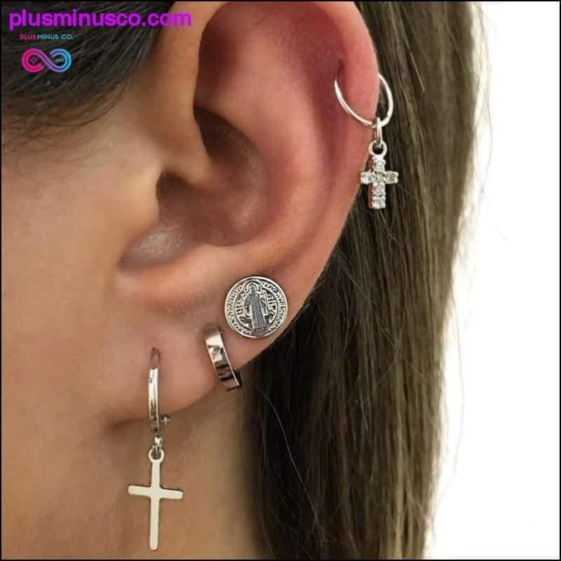 Boucles d'oreilles pendantes vintage en forme de croix de cristal de la Vierge Marie - plusminusco.com