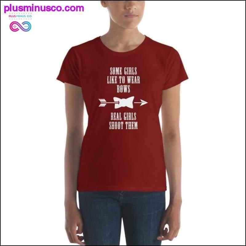 Женская футболка с коротким рукавом - plusminusco.com